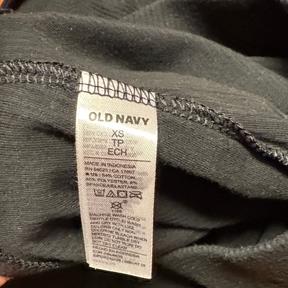 Old Navy Black flare leg leggings - Picture 2 of 2